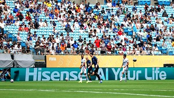 令人意想不到的结果：热门球队意外爆冷失利的简单介绍