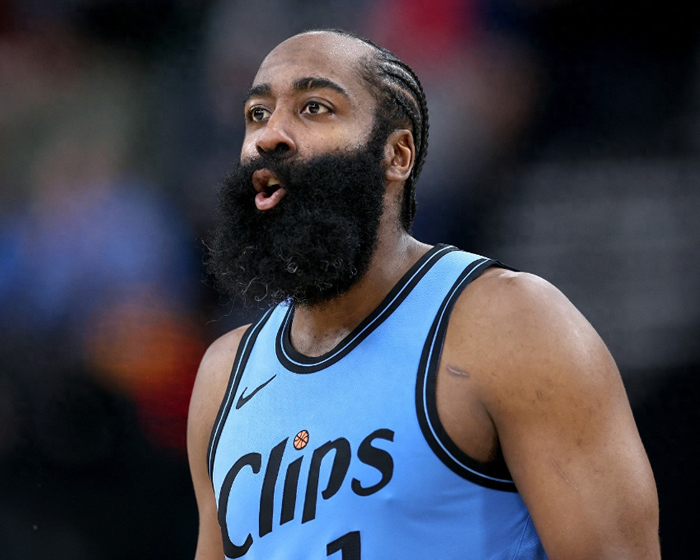 雷火电竞网址-关于快船战胜对手，球员表现耀眼的信息