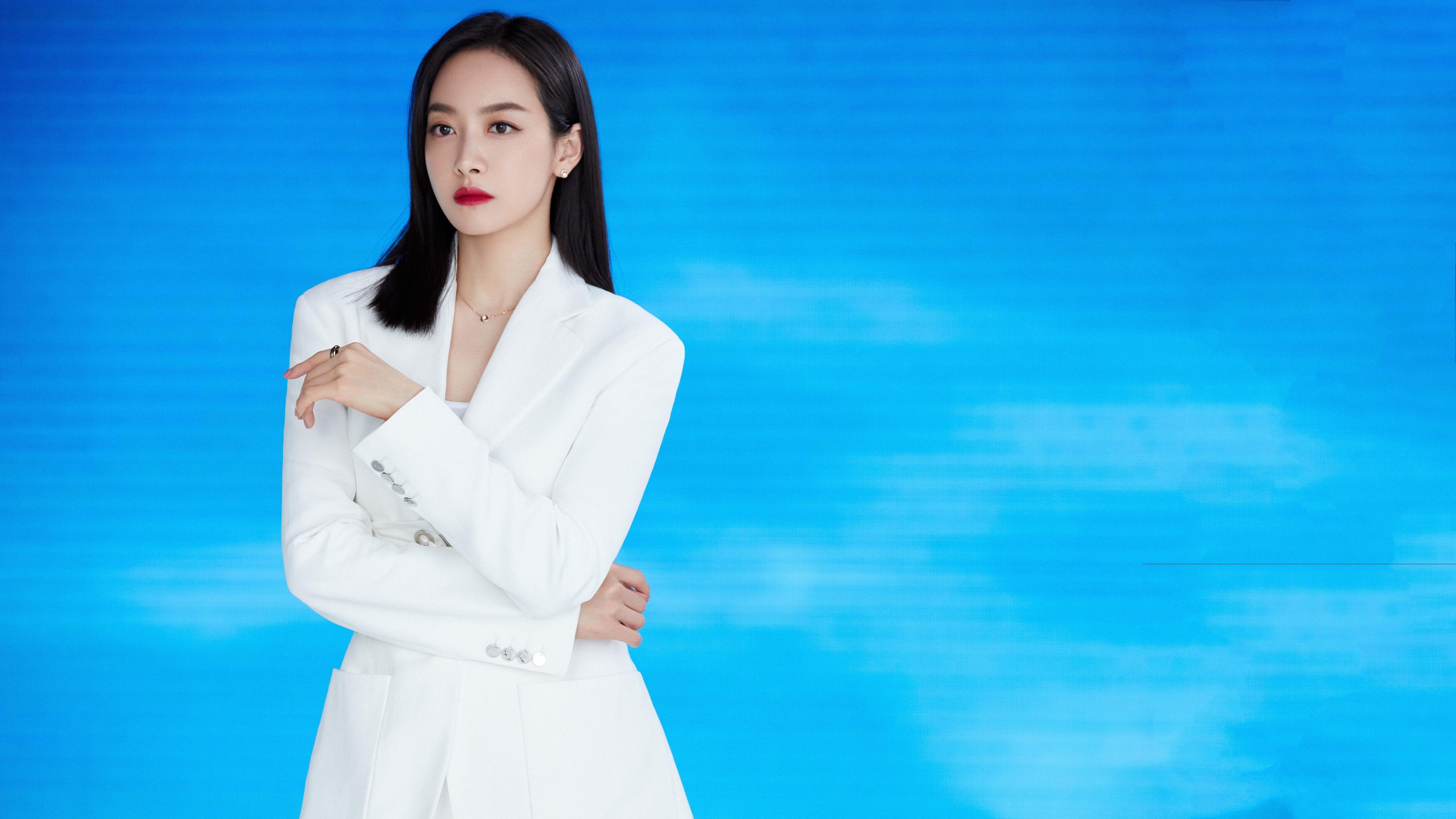 阿克一瞬点燃摩纳哥，芬兰冰刀提前终结欧联悬念