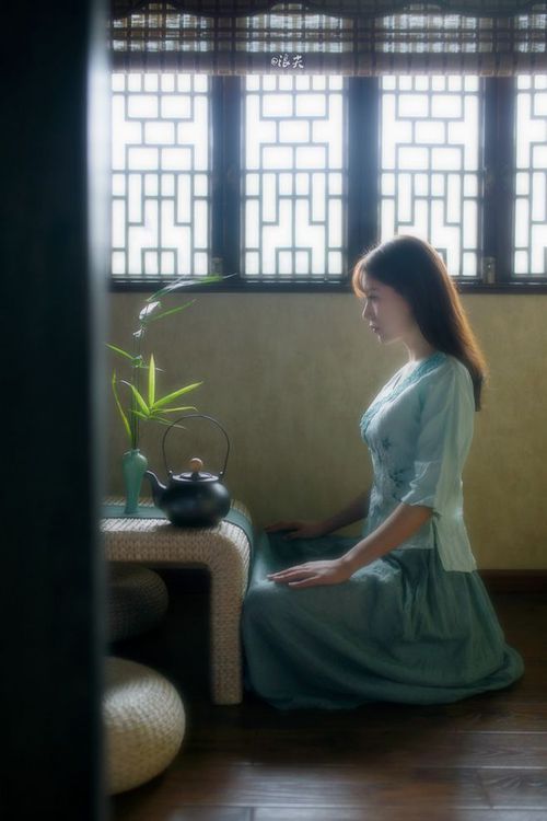 决胜时刻的狂澜,莫兰特一骑绝尘,掘金以险胜黄蜂宣告西决之旅的最后一公里