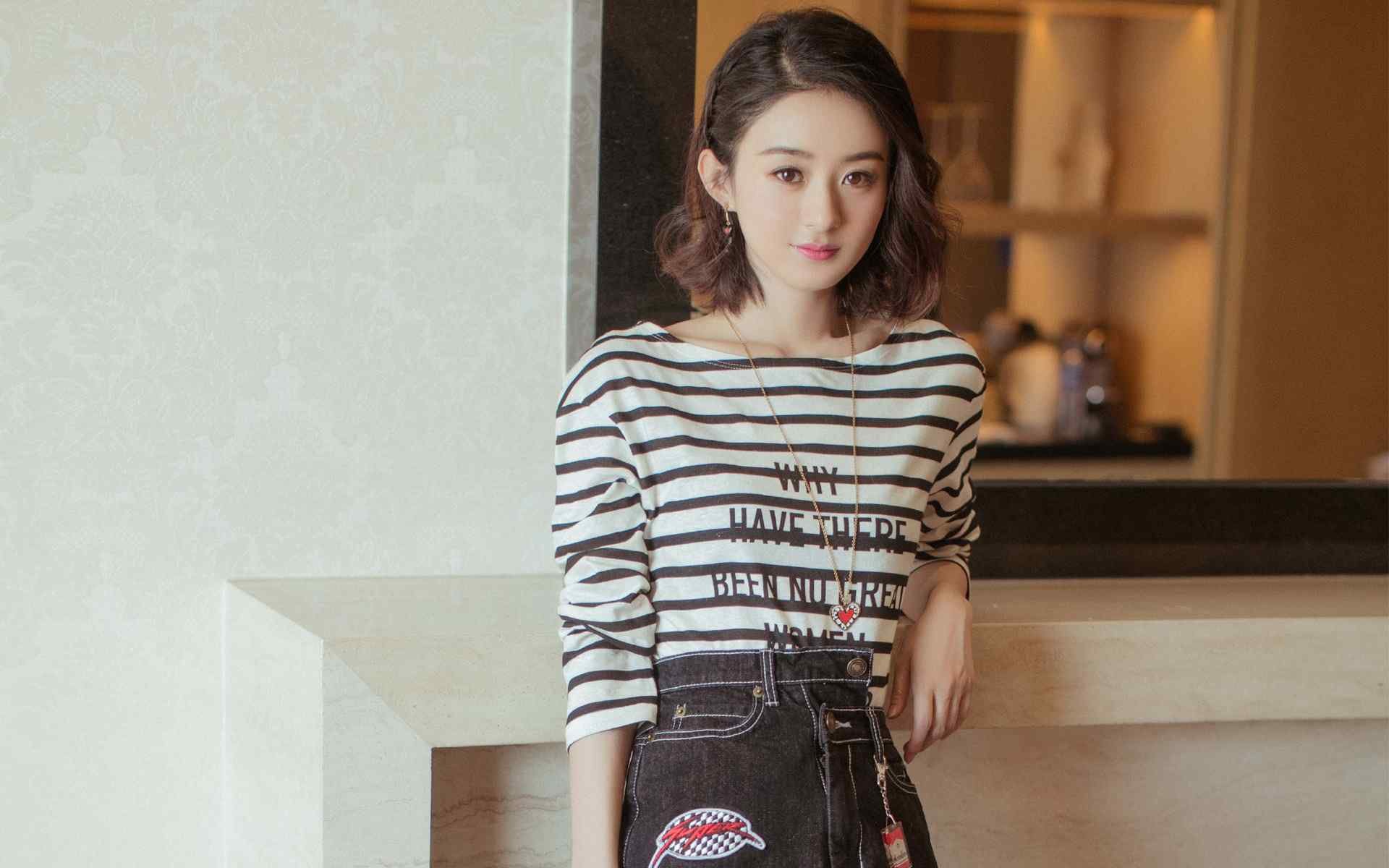 超级球迷的终极胜利，当巴黎的星空下，奥斯梅恩为哥斯达黎加点燃奇迹