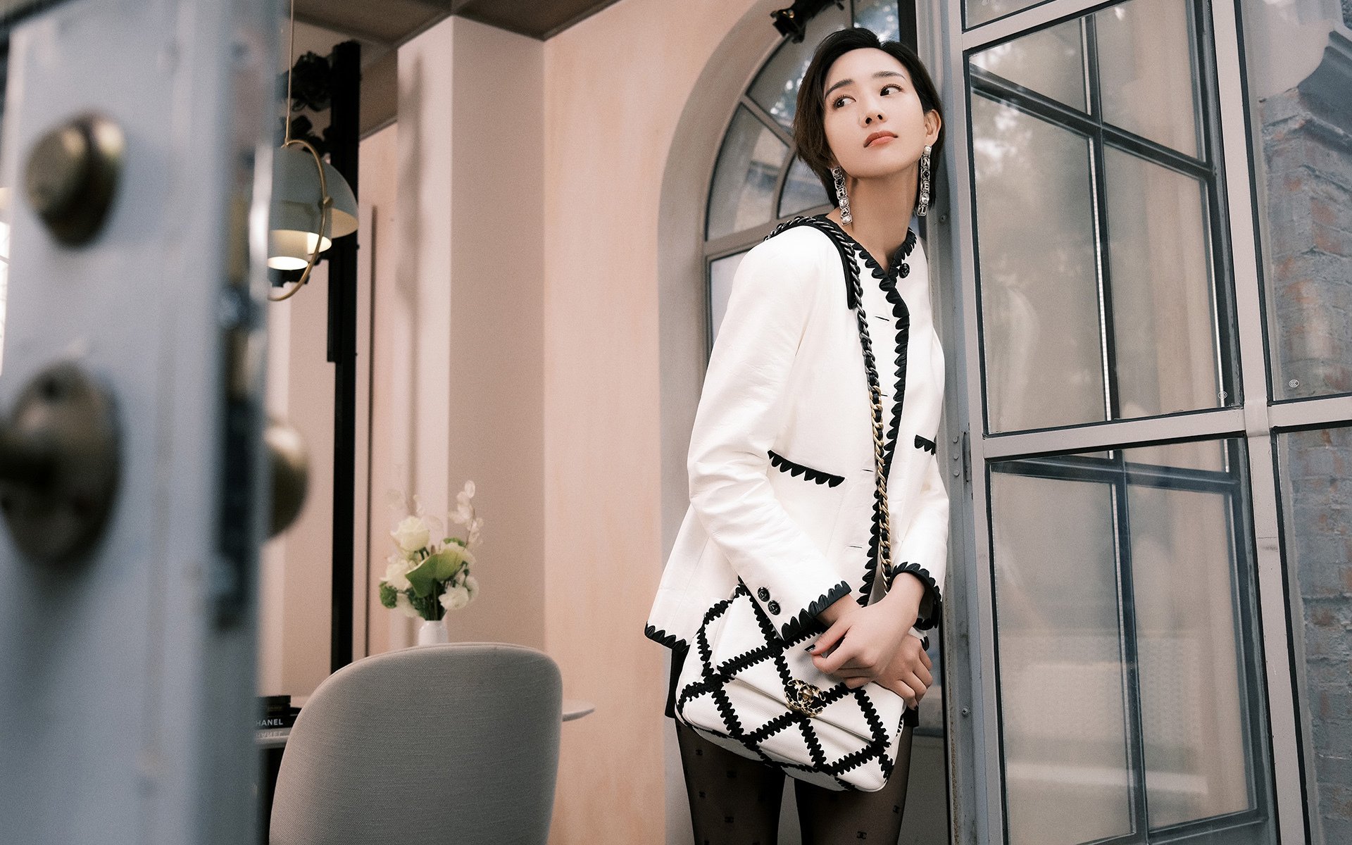 教科书般的90分钟，从威尔士对阵委内瑞拉一役，拆解罗德里的完美中场公式