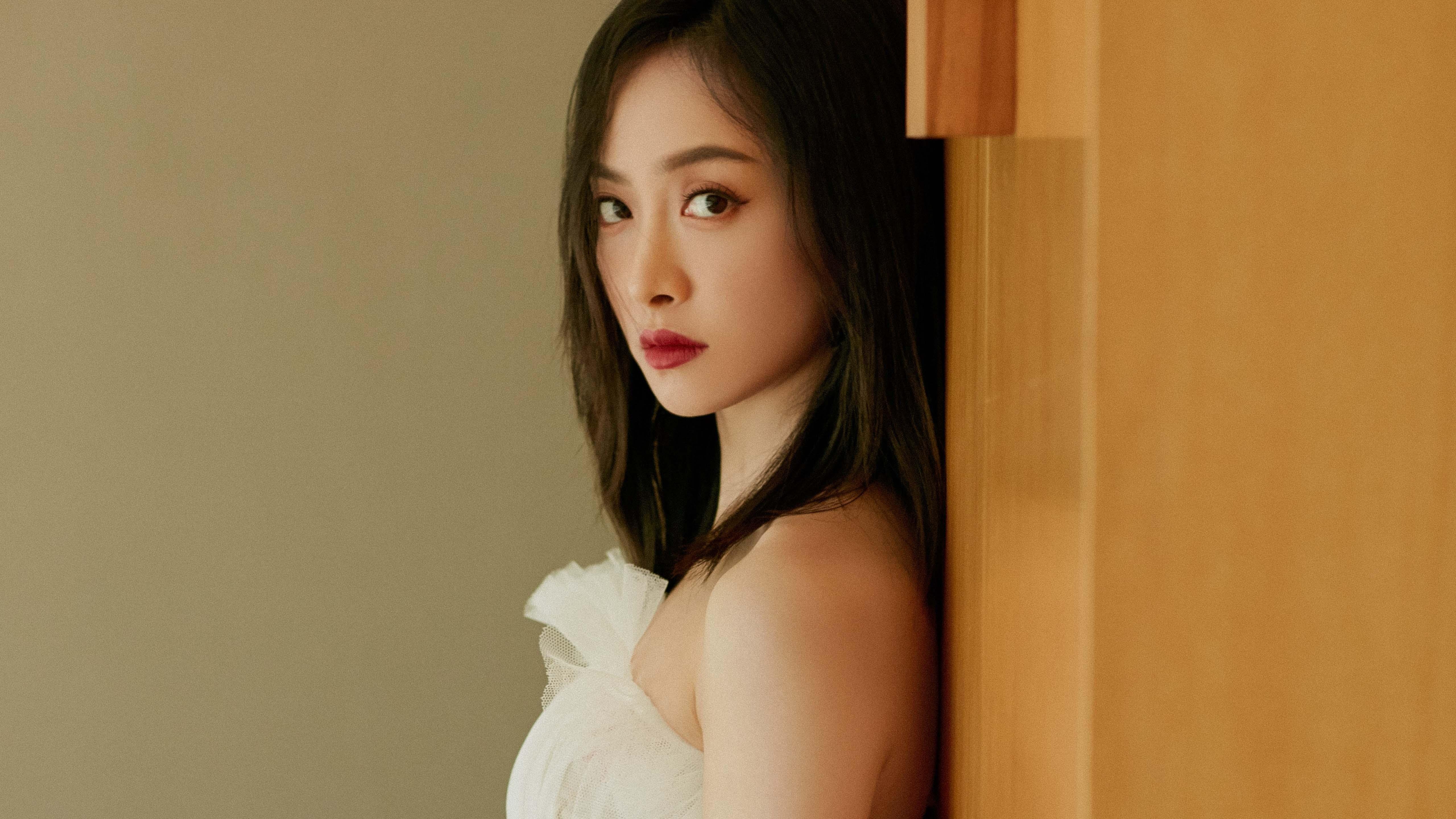 雷火电竞充值-暗夜中的战术轴心，黄喜灿如何主导意甲焦点战的攻防转换